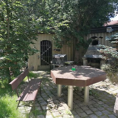 דירות פרייטל Haus Am Waldrand מראה חיצוני תמונה